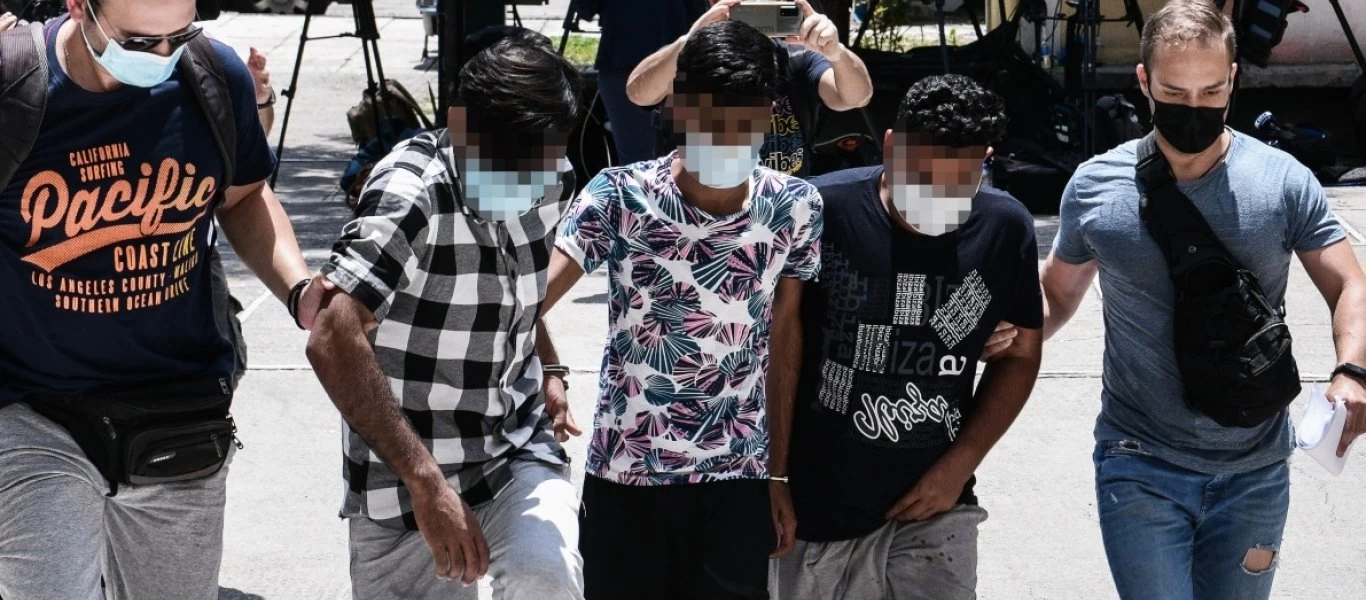 Οργή από τις δηλώσεις του πρωθυπουργού του Πακιστάν: Για τους βιασμούς ευθύνη φέρουν οι γυναίκες